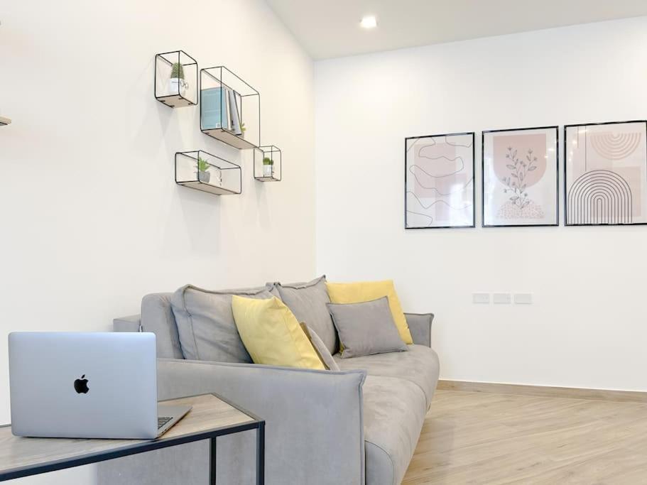 Апартаменты Lusso In Centro Storico - Wifi - Ac Савона Экстерьер фото